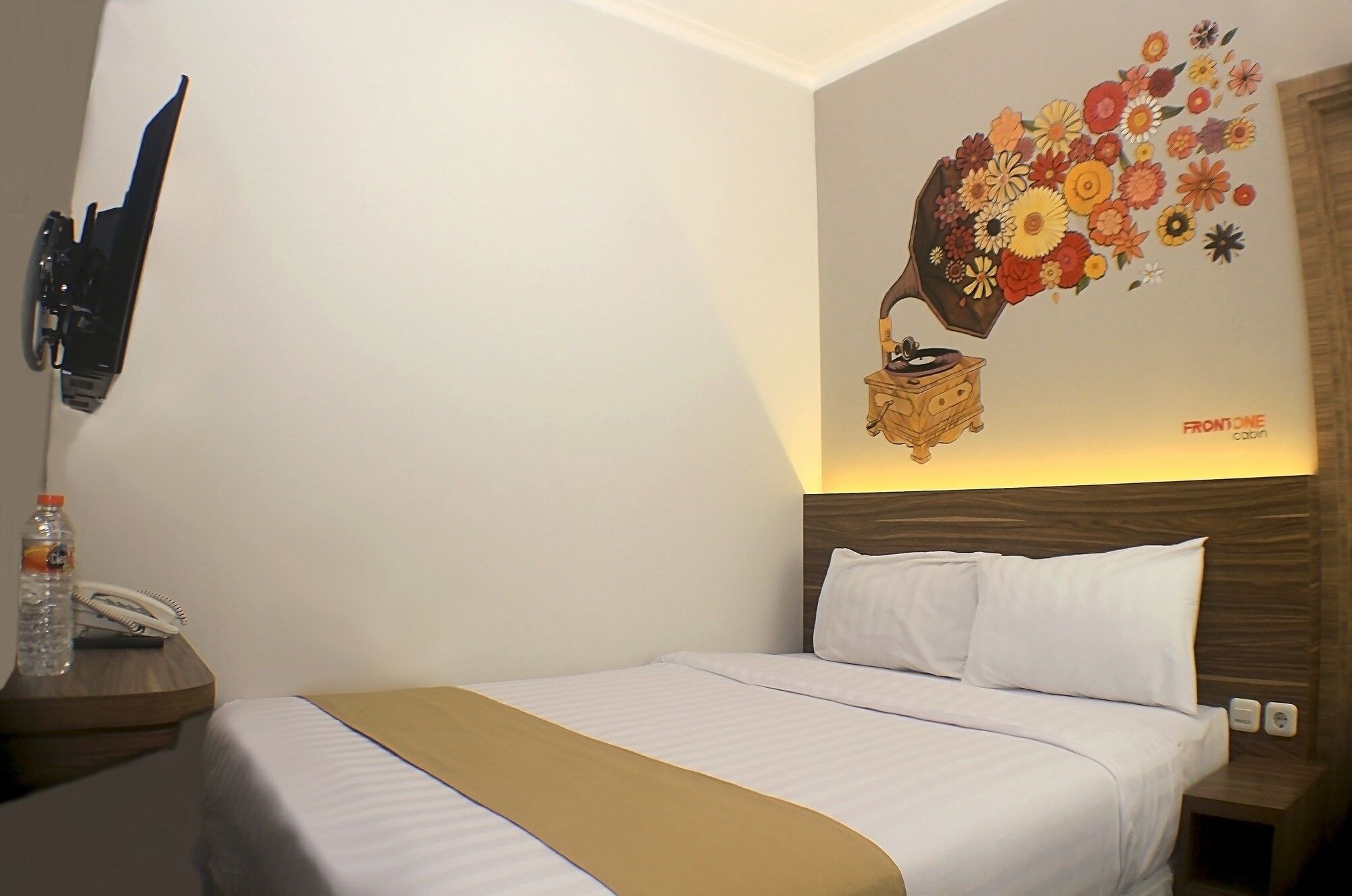Front One Cabin Malioboro Jogja ジョグジャカルタ エクステリア 写真