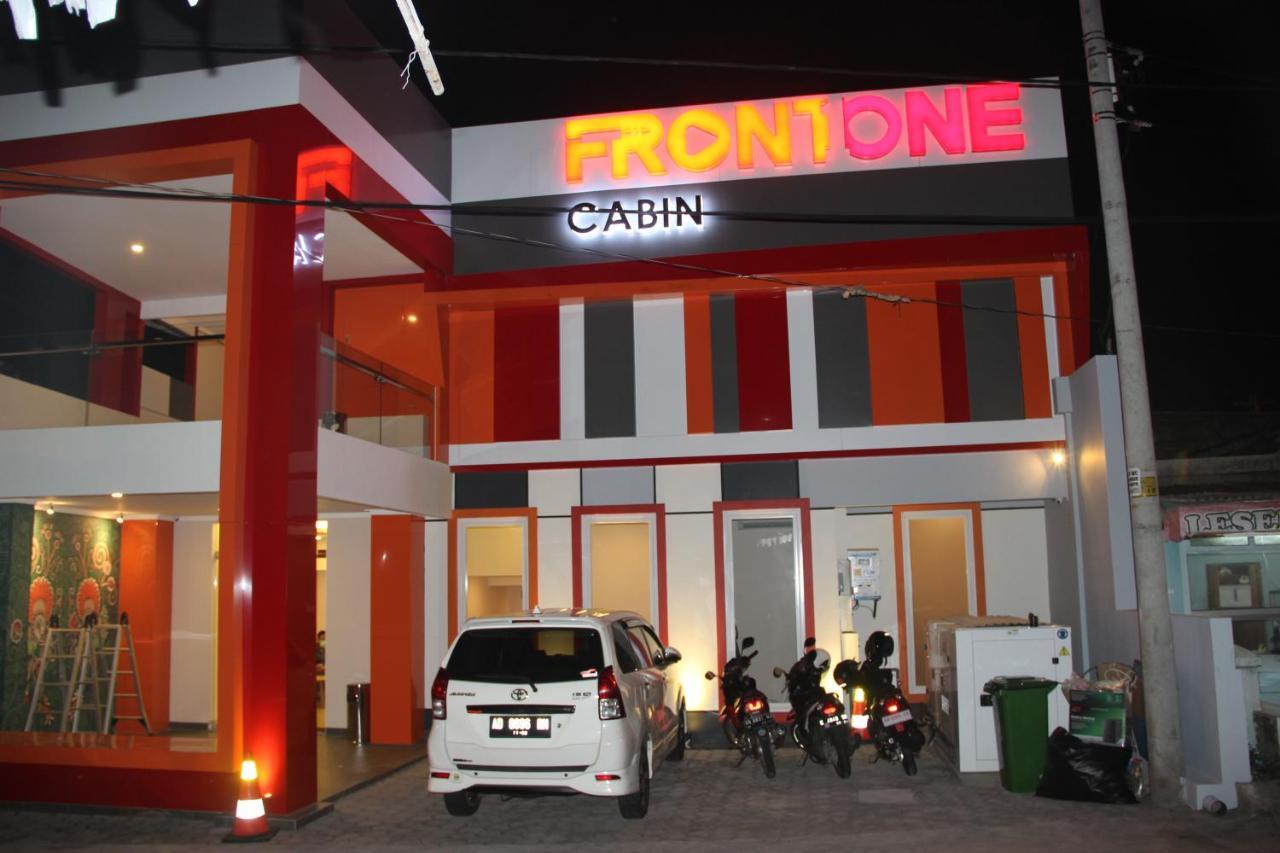 Front One Cabin Malioboro Jogja ジョグジャカルタ エクステリア 写真