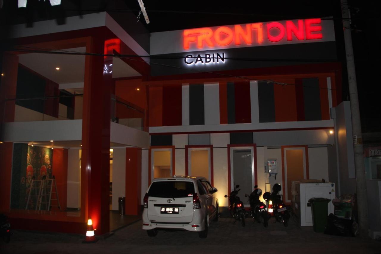Front One Cabin Malioboro Jogja ジョグジャカルタ エクステリア 写真